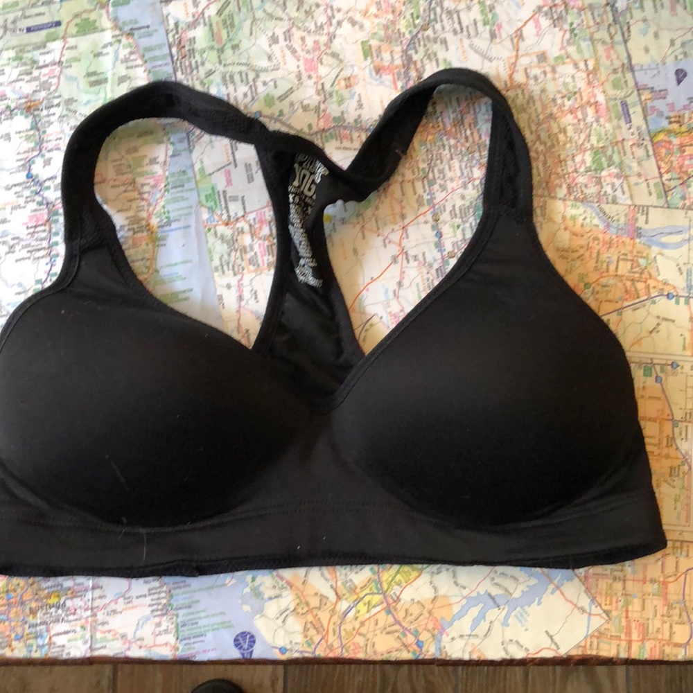 Pink by Victoria’s Secret padded sports bra